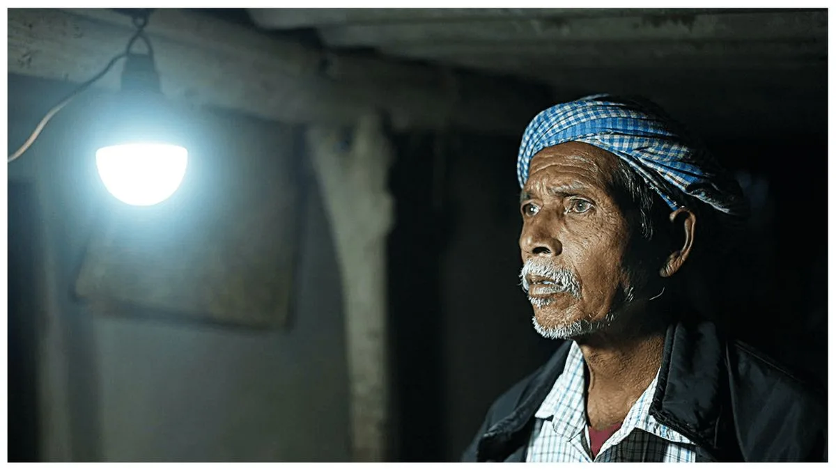 Light reaches Jharkhand’s Simrajra after decades, ending 78 years of darkness