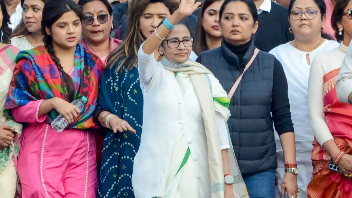 BJP targets Mamata on ‘seizing’ documents, but has the proverbial ‘fighter’ just landed a poll weapon?