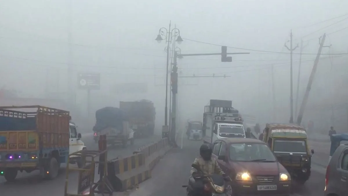 Bone-chilling cold wave grips Uttar Pradesh; schools, colleges closed till January 5