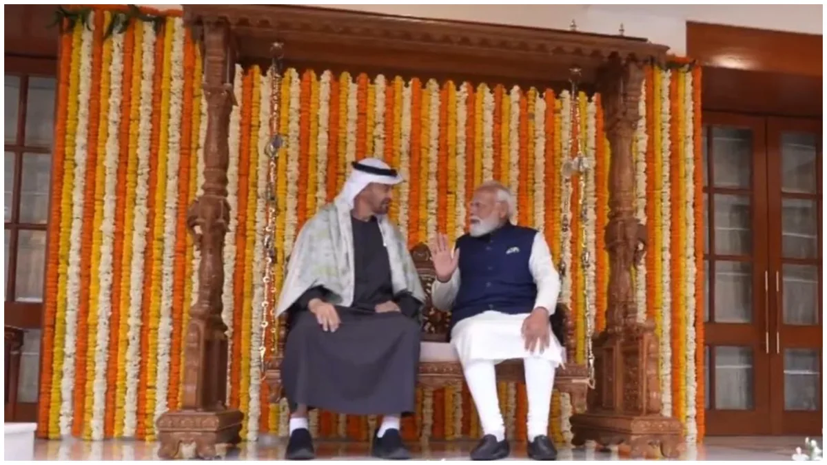 PM Modi hosts UAE President Sheikh Al Nahyan at LKM, presents traditional Indian gifts