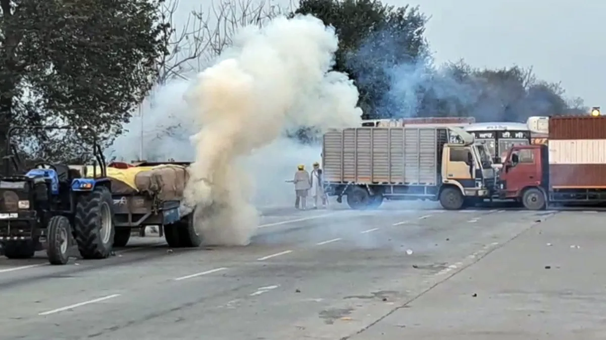 Punjab: Police and BKU members clash after protest turns volatile on Barnala–Bathinda highway