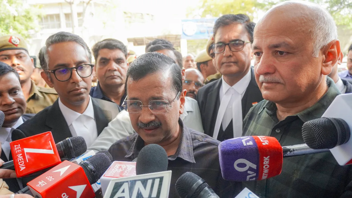 Excise Policy Case: Delhi HC gives ‘last and final chance’ to Kejriwal, Sisodia to reply to ED plea