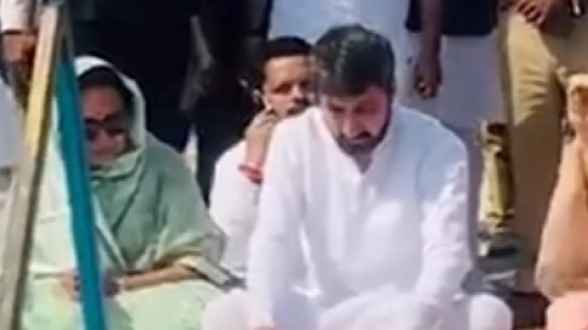 Ashes of Ajit Pawar immersed in Sangam by his son
