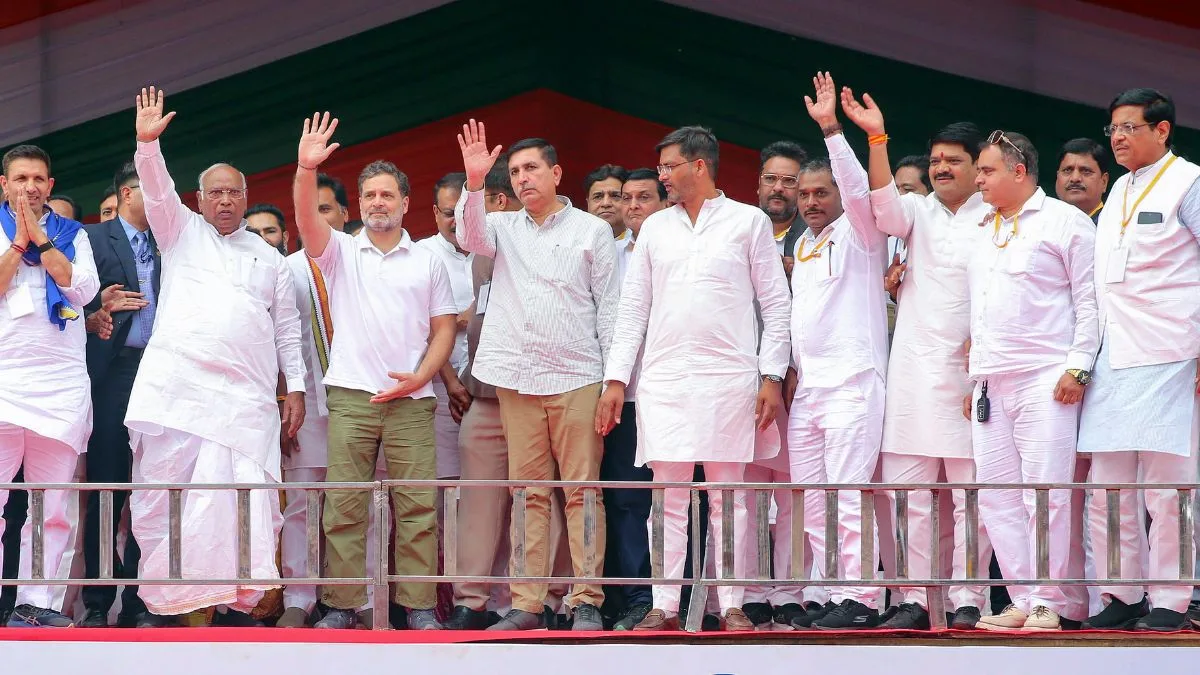 Rahul Gandhi alleges PM Modi signed Indo-US trade deal under US pressure