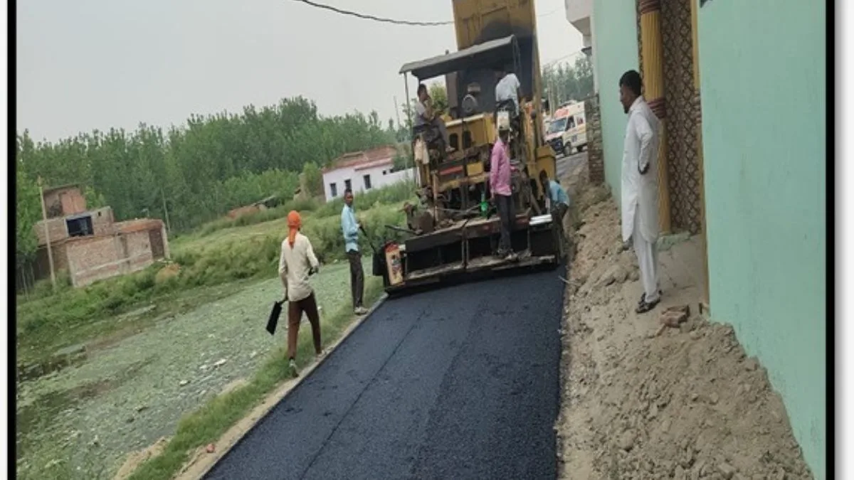 UP villages go High-Tech: 75 kms of roads built from plastic waste