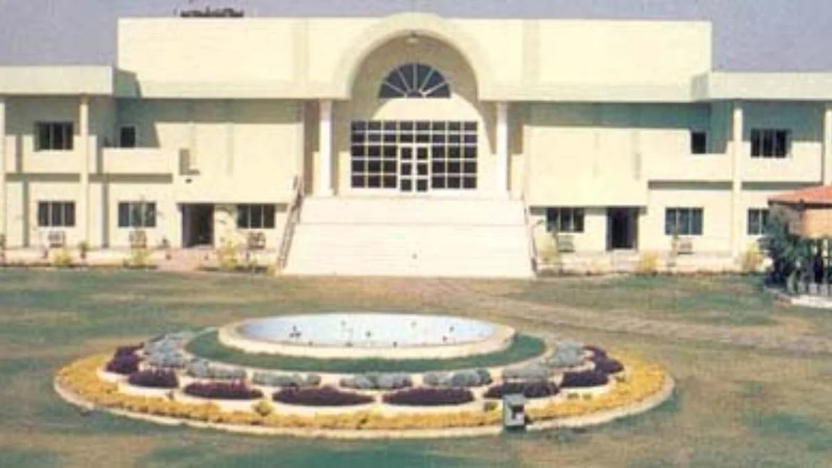 From insurgency to integration: 120 rehabilitated Maoists witness democratic proceedings in Chhattisgarh Assembly