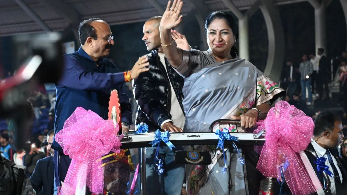 “Not Posters, but Performance”, Rekha Gupta targets previous AAP govt
