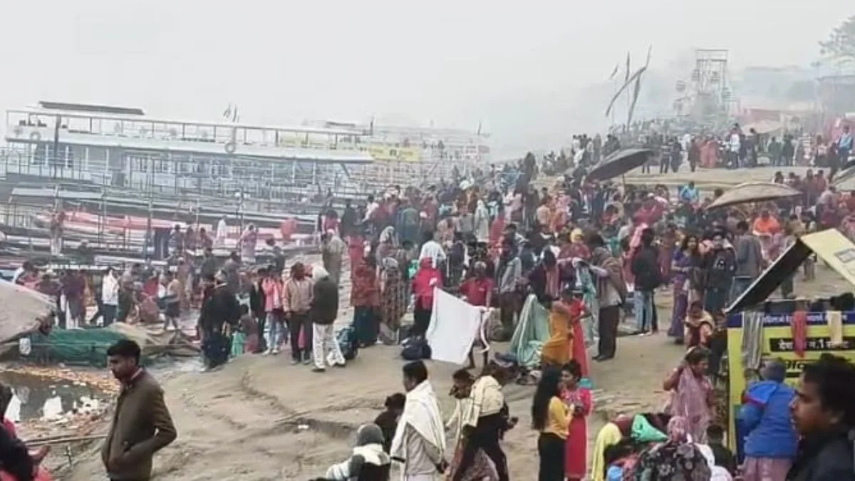 Mahakumbh of devotees throng Ganga Ghats in Kashi on Maghi Purnima, Ravidas Jayanti