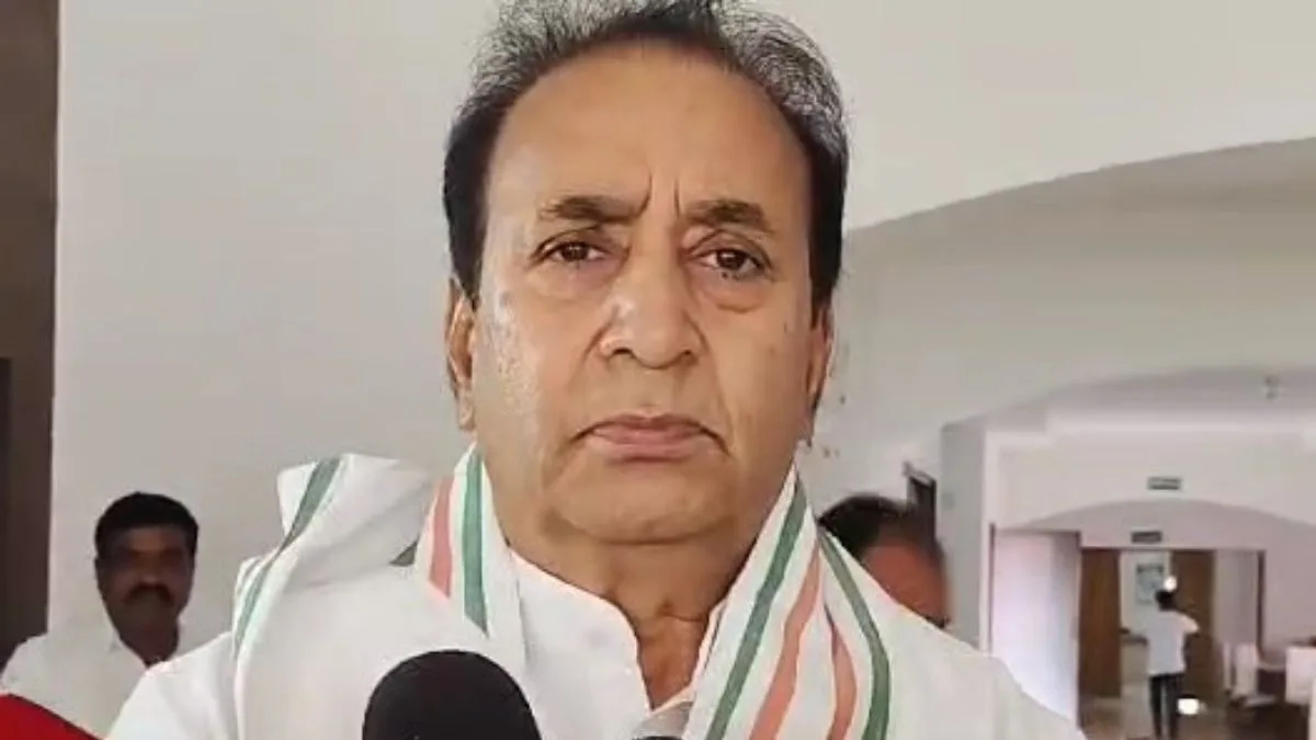 Death of Ajit Pawar:  Anil Deshmukh demands fresh probe into air crash