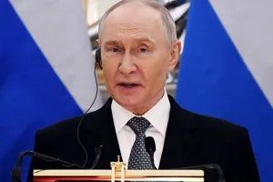 5 things Russian Prez Vladimir Putin said to defend India, PM Modi at St Petersburg forum