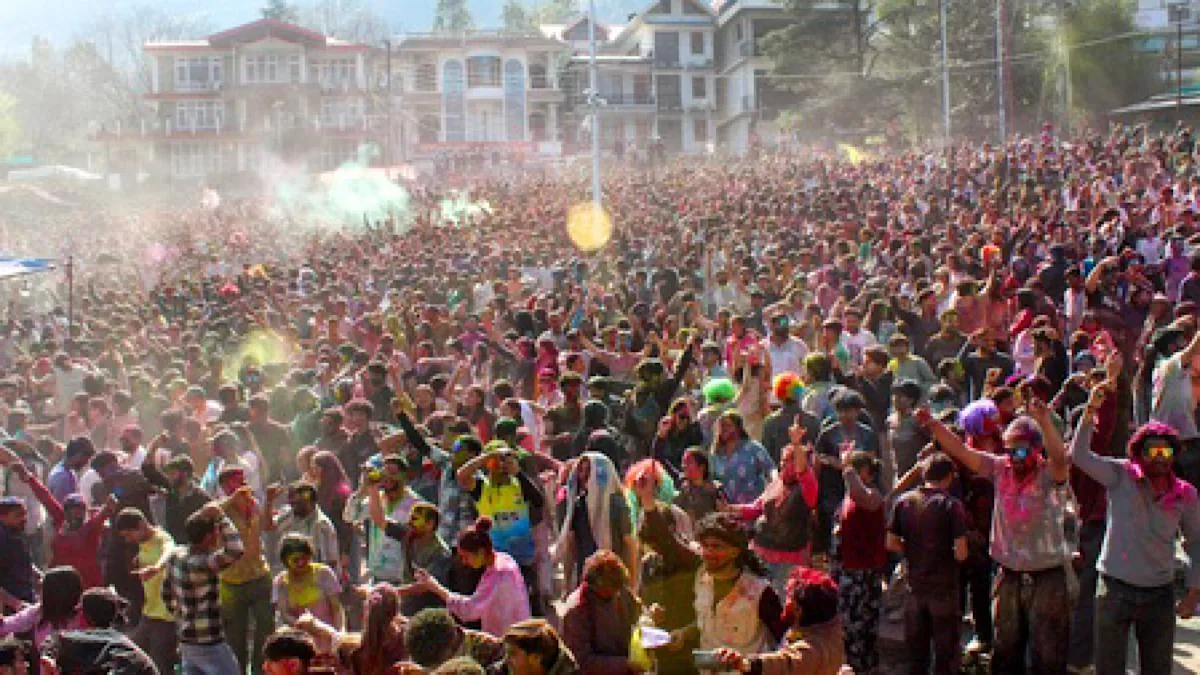 May the colours of Holi fill your life with joy: BCCI Secy Saikia, coach Gambhir extend Holi wishes