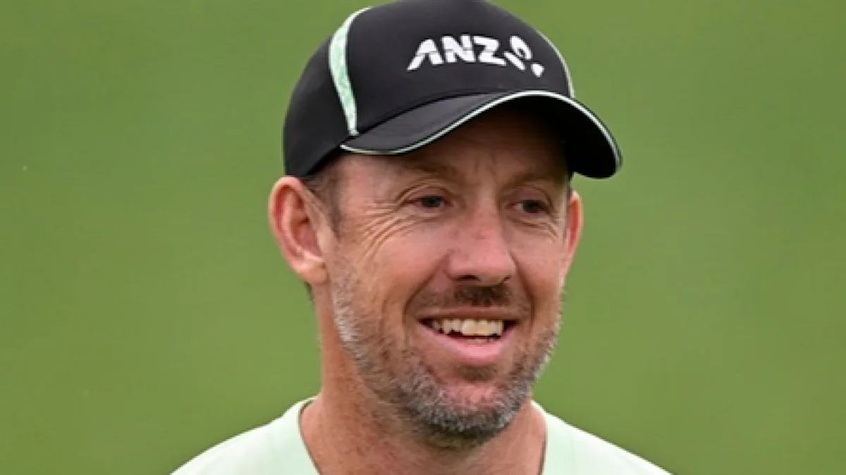 New Zealand assistant coaches Ronchi, Oram granted leave for PSL stint