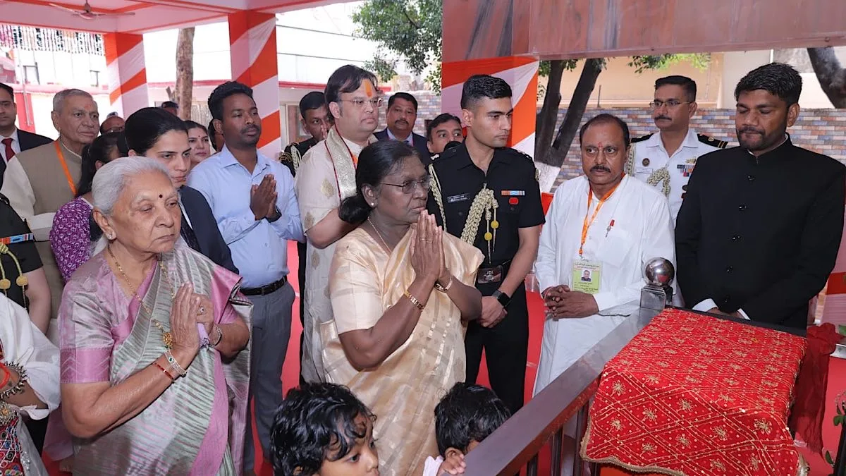 President Droupadi Murmu seeks spiritual blessings in Vrindavan, inaugurates cancer care facility in Mathura