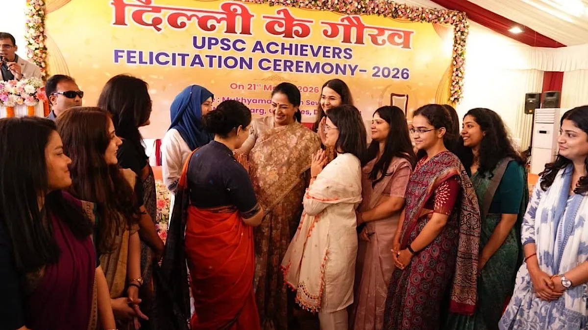 Delhi CM honours civil services qualifiers, lauds their hard work and determination