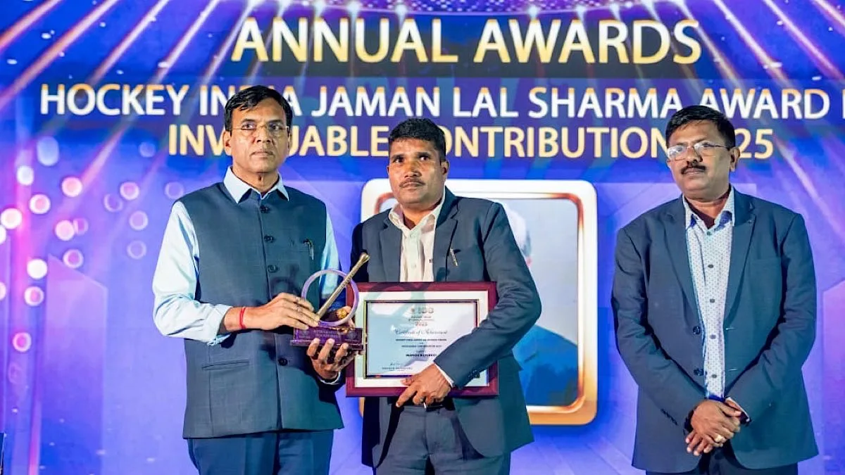 Man behind Simdega’s hockey rise gets national honour