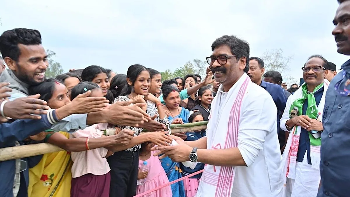 Hemant Soren campaigns for JMM candidates in Assam