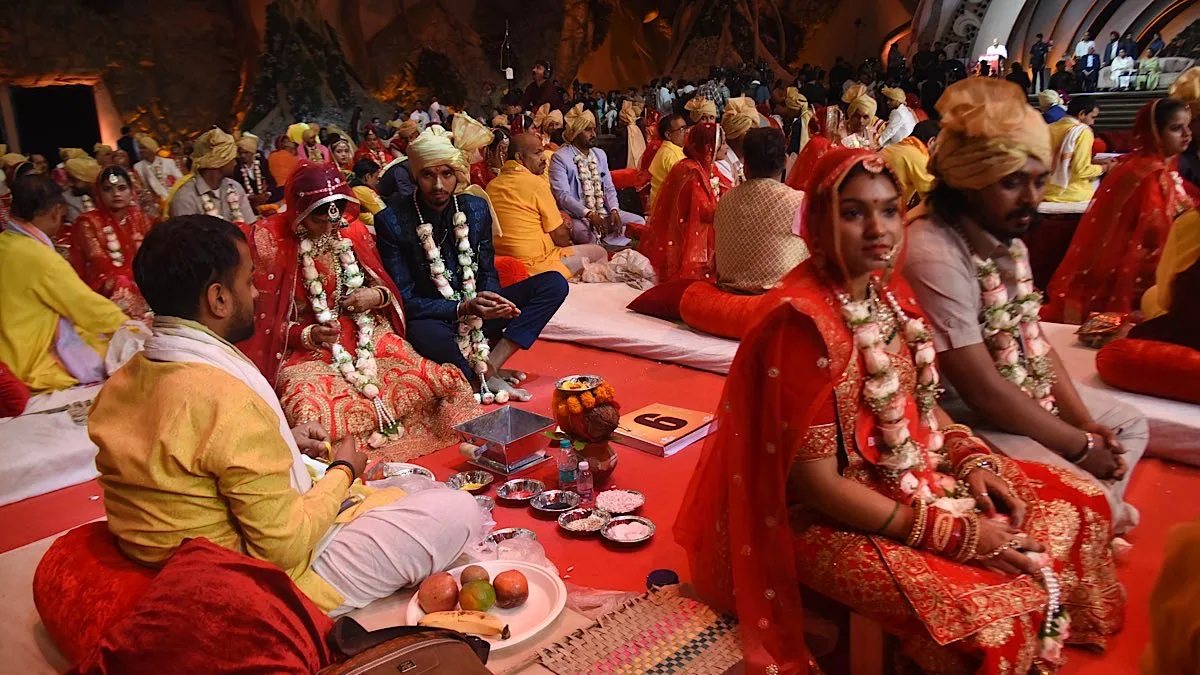 Delhi CM attends mass wedding, highlights equality and social harmony