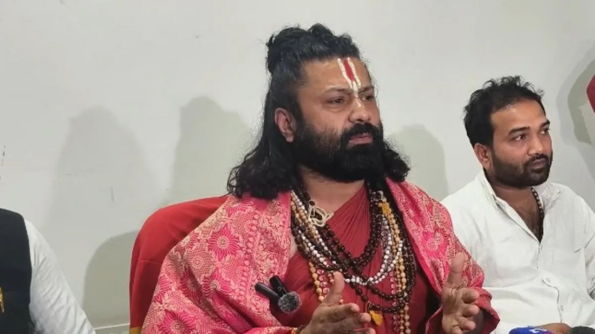 Ashutosh Brahmachari moves court to prevent Shankaracharya from fleeing the country and to stop his yatra