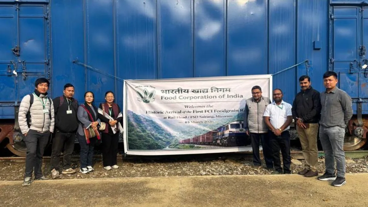 FCI food grain cargo train Sairang Mizoram, 42 wagons 25900 quintals rice Punjab, Bairabi-Sairang railway line inauguration PM Modi, freight operations cement automobiles stone chips, refrigerated parcel van horticulture produce,