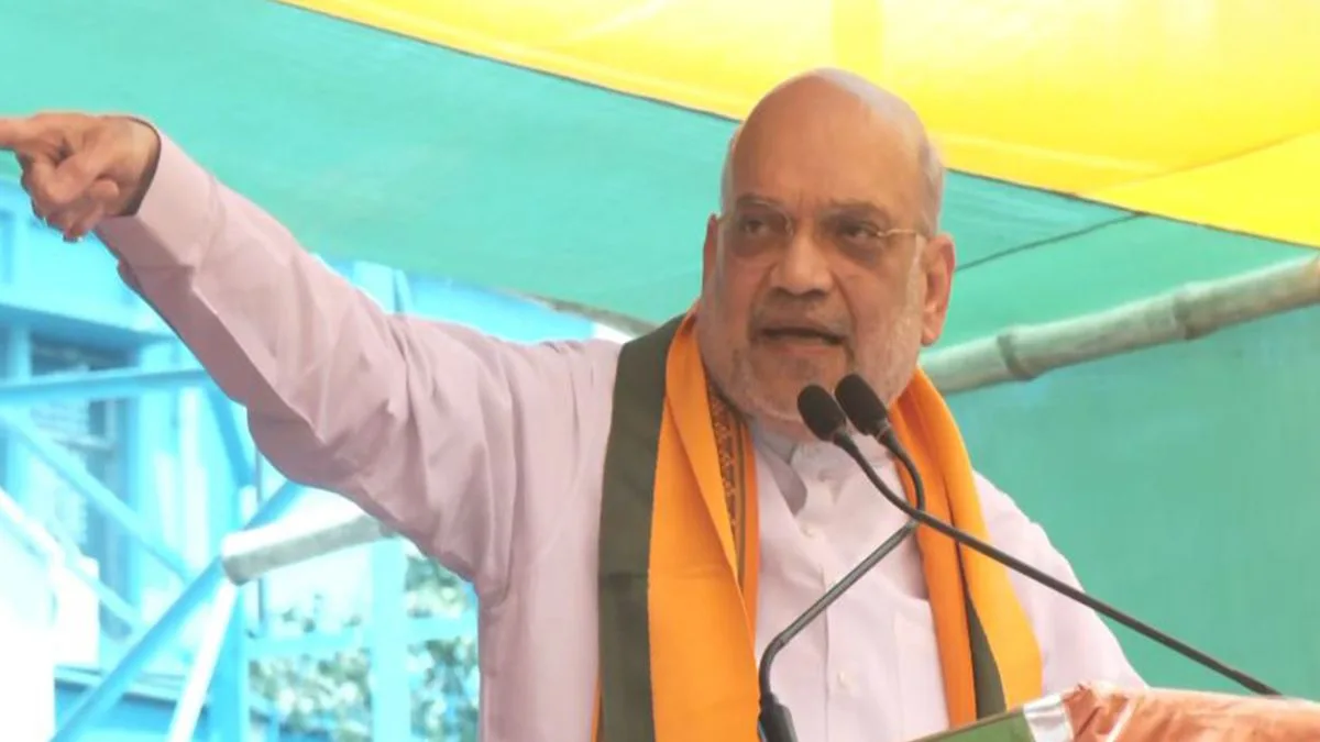 ‘Throw TMC into Bay of Bengal’: Amit Shah calls for fearless voting; BJP-TMC clash erupts at Adhikari’s Bhabanipur nomination