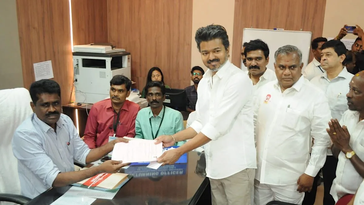 Beware of DMK and BJP; they are same, not different: Vijay