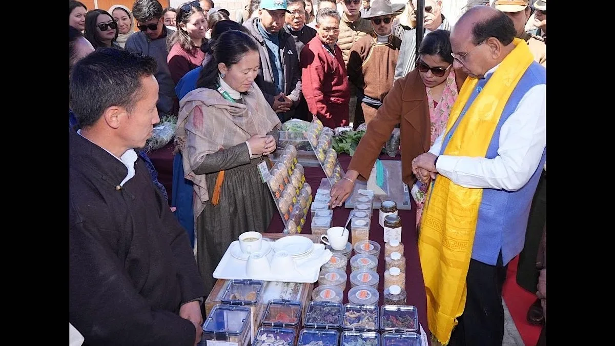 LG Saxena calls for strengthening Ladakh institutions to curb student migration