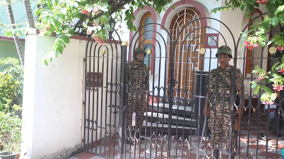 Recruitment scam: ED raids ex-Bengal minister’s residence