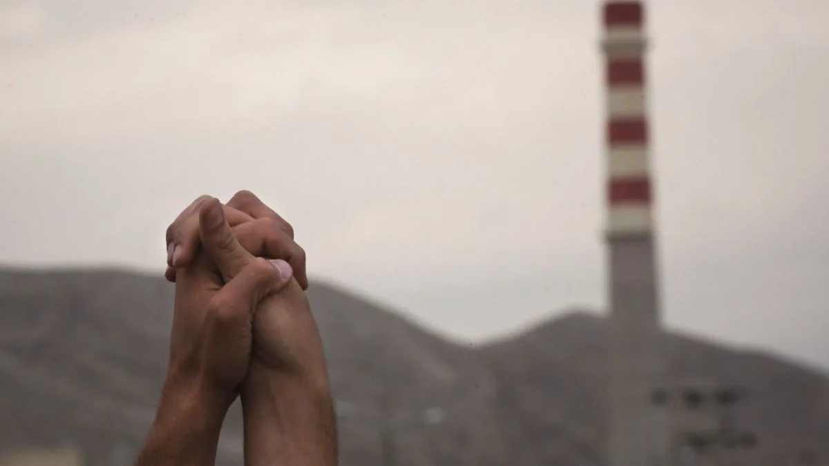 ‘Stand hand in hand’: Iran asks civilians to form human chains at power plants as Trump sets strike deadline
