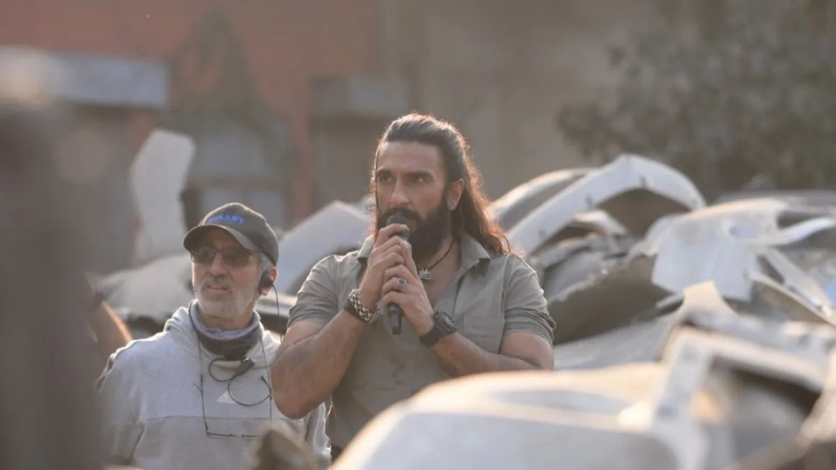 Ranveer Singh calls ‘Dhurandhar’ team ‘true warriors’, praises blood, sweat and tears behind film’s intense success