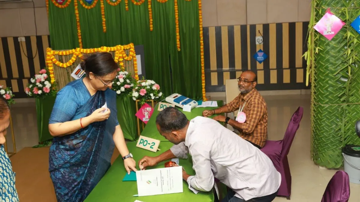 Tamil Nadu CEO Archana Patnaik casts vote in Maduravoyal.jpg