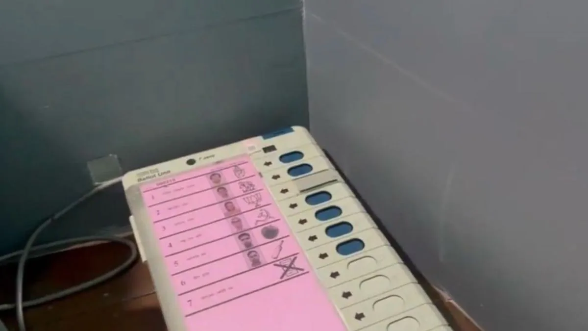 ‘Diamond Harbour Model’: BJP releases video of party button on EVM blocked by tape at booths