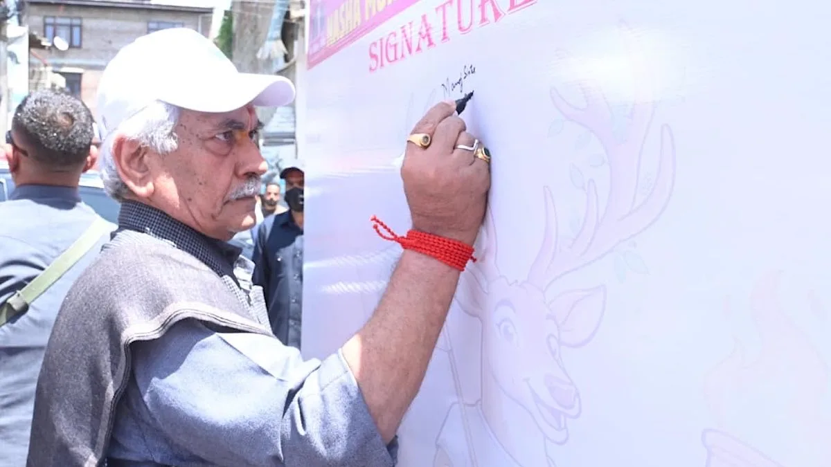 Women, youth clubs and religious leaders key to drug-free J&K: LG Sinha