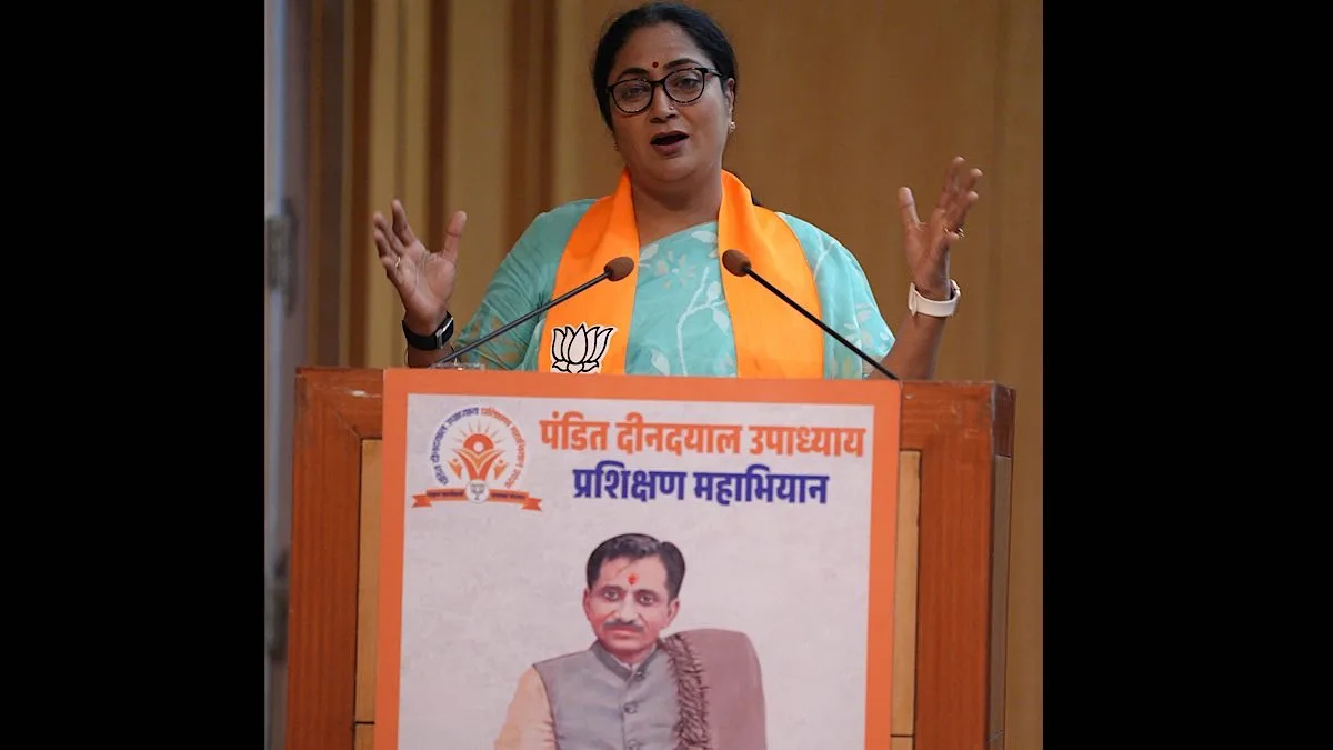 Resolve of nation building is fulfilled when party worker is trained, committed & disciplined: Rekha Gupta