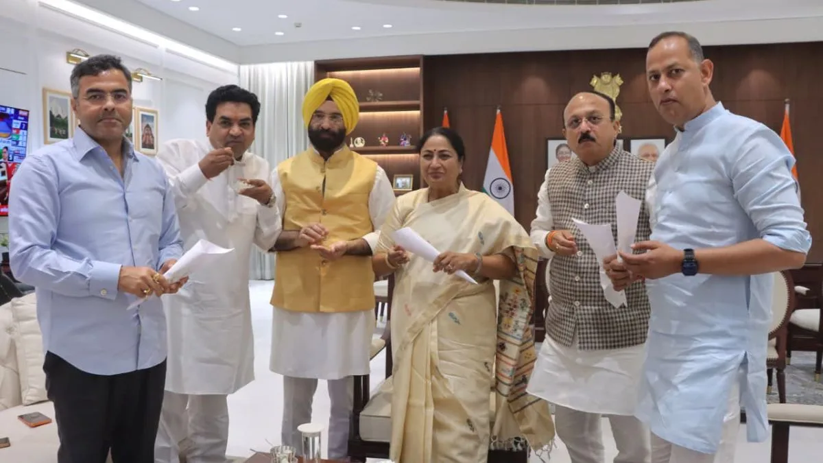 Jhalmuri, rasgulla mark BJP’s ‘victory mood’; Rekha Gupta hosts celebration in Delhi Secretariat