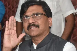 Uddhav Sena MPs, who failed to turn up at meeting,  sent to Rajasthan, says Raut