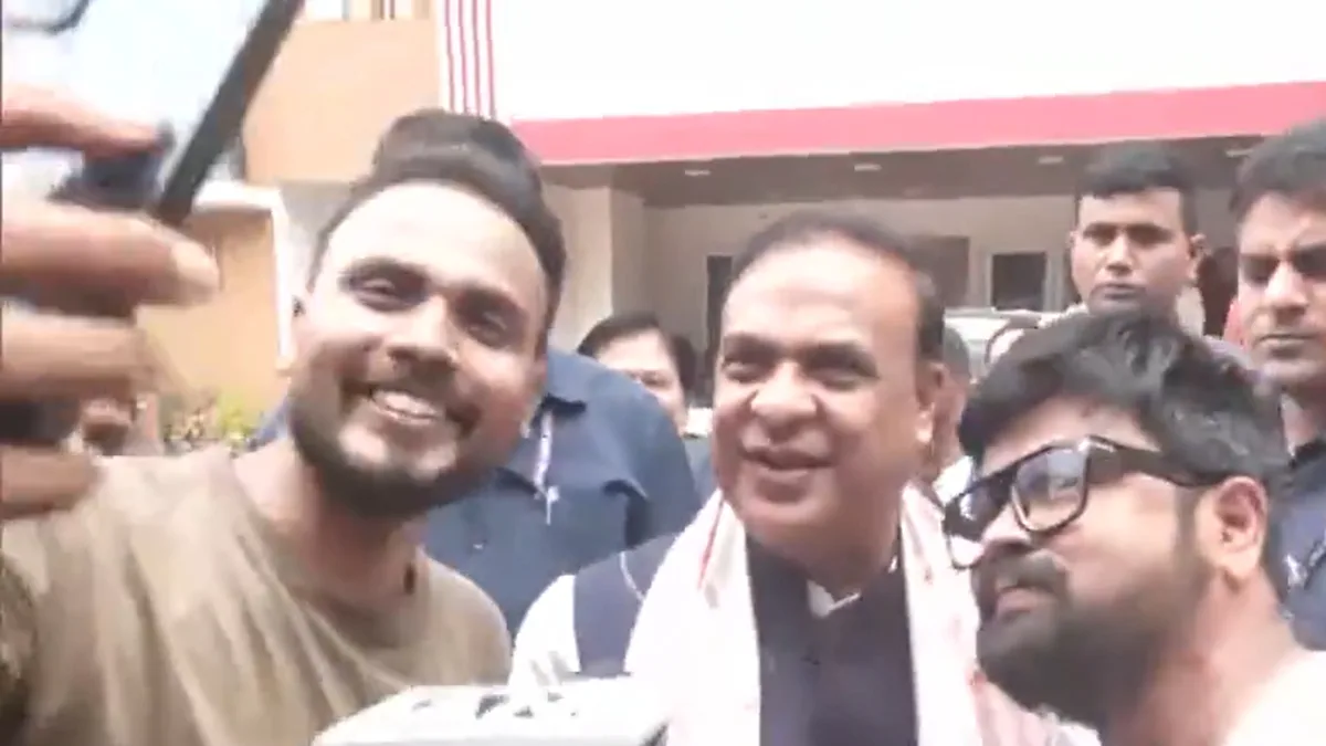 After landslide victory in Assam, Himanta Sarma visits RSS Headquarters in Guwahati; meets locals, clicks selfies