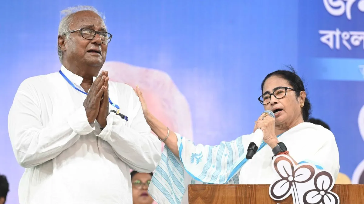 TMC MP Sougata Roy welcomed with eggs, called ‘chor’