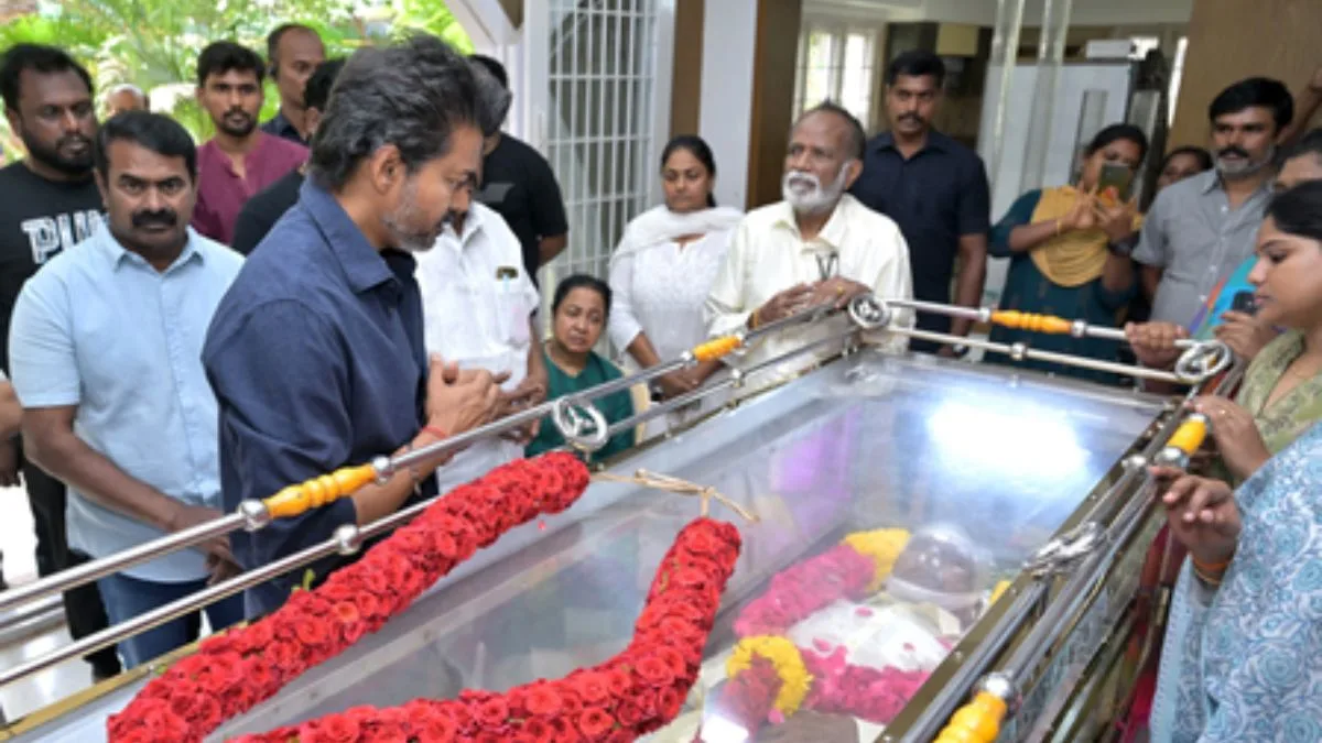 CM Vijay pays homage to Bharathiraja, Tamil Nadu to accord state funeral honours