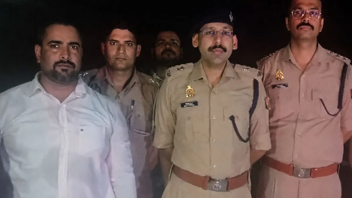 Cow slaughter accused on the run since September 2025 shot in Aligarh encounter after firing at police