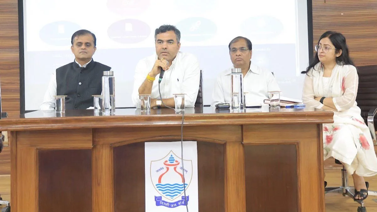 Govt must be visible in every locality so that people could feel reassured of governance: Verma
