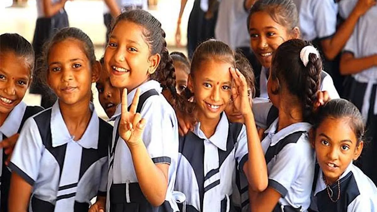 West Bengal schoolgirls block national highway demanding bicycles under state scheme