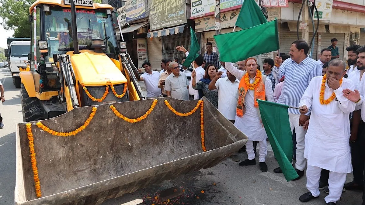 Making Delhi clean, hygienic is our top priority: Mayor Pravesh Wahi