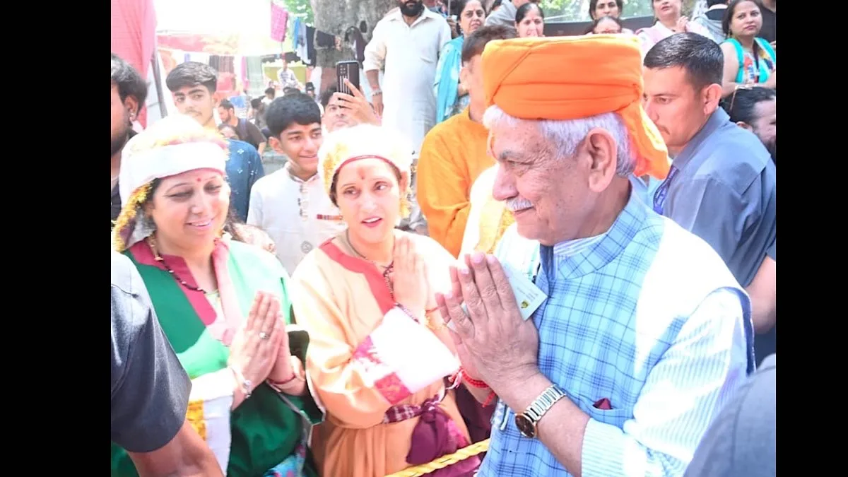Thousands attend Kheer Bhawani mela in Kashmir amid tight security