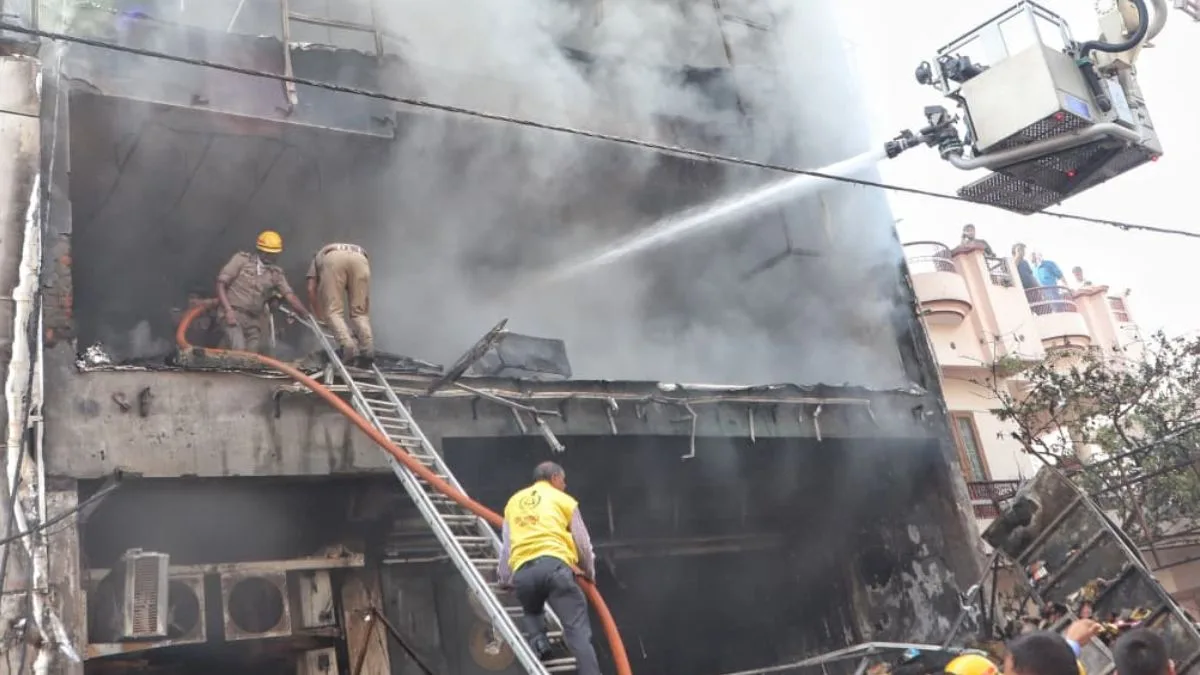 14 students killed in massive fire at Lucknow coaching centre, several feared trapped; rescue operations underway