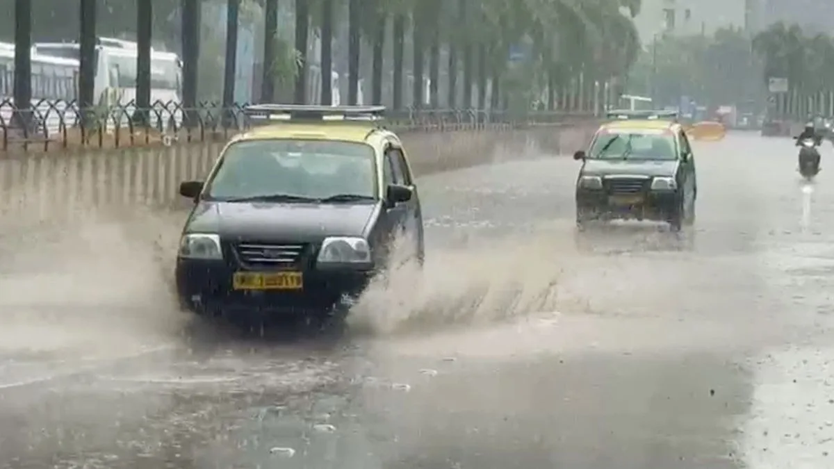 Mumbai rain triggers severe waterlogging, Andheri subway shut after overnight downpour