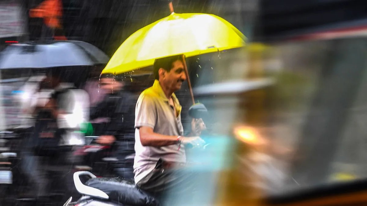 Mumbai may get monsoon within 48 hours; IMD issues heavy rain and thunderstorm alert