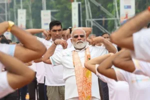PM leads Int’l Yoga Day celebrations, says Yoga has unique power to unite people, nations