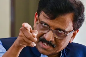 Shiv Sena (UBT) issues notices to 6 MPs amid defection claims to Shinde camp; Sanjay Raut calls rival Sena a ‘test-tube baby’