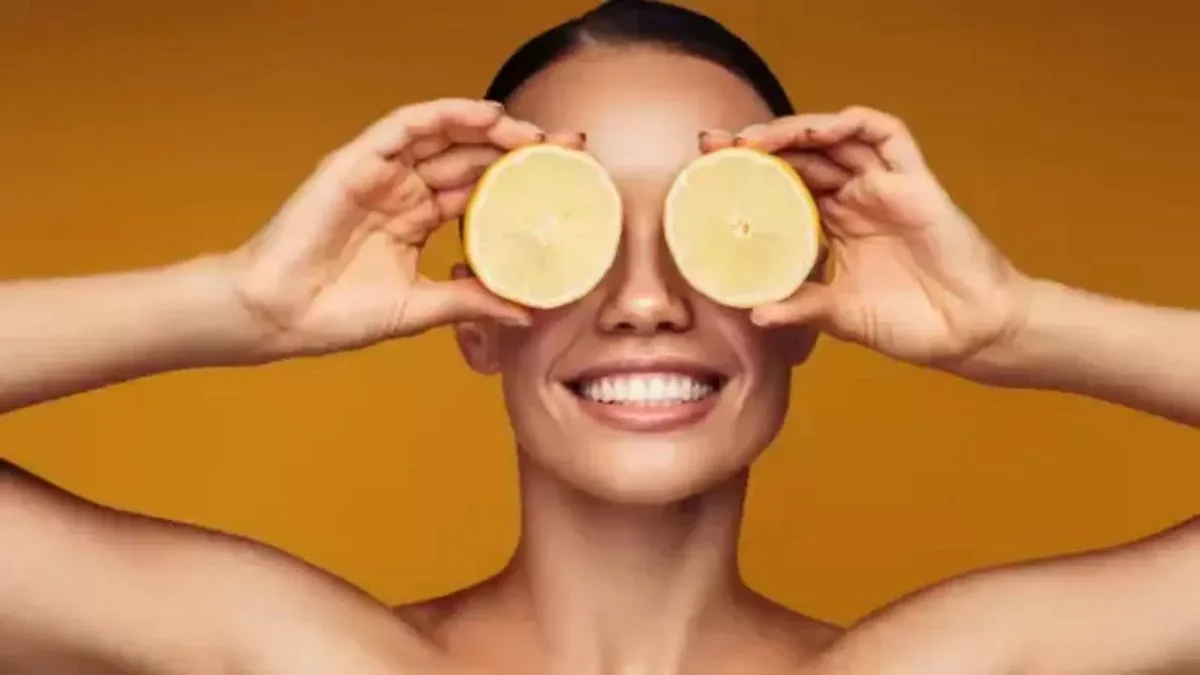 Lemon juice for oily skin: Acharya Balkrishna’s tip and what science says about it