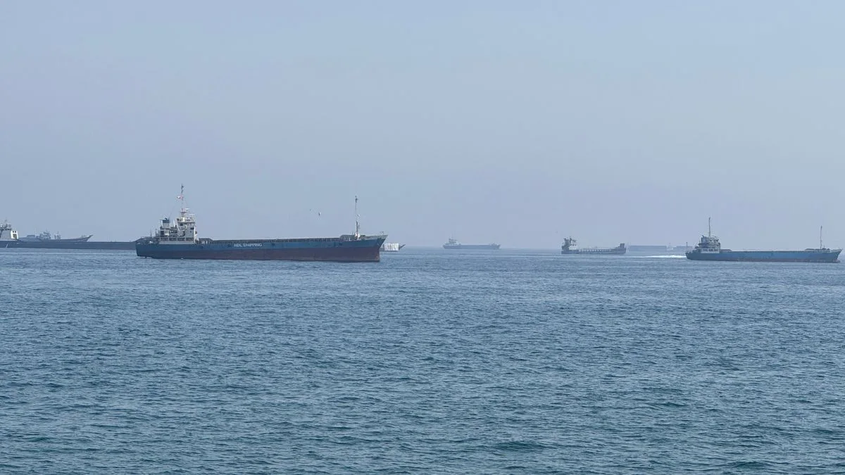 Indian-flagged vessel MSV Virat 1 suffers engine failure off the coast of Oman, 14 crew members rescued
